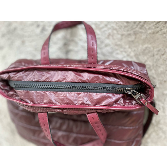 SOL And SELENE Wine Burgundy Nylon Quilted Endurance Tote - Picture 9 of 10